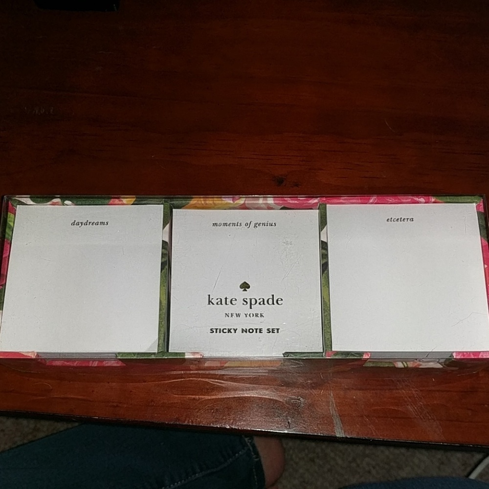 Kate Spade trio of inspirational post-its